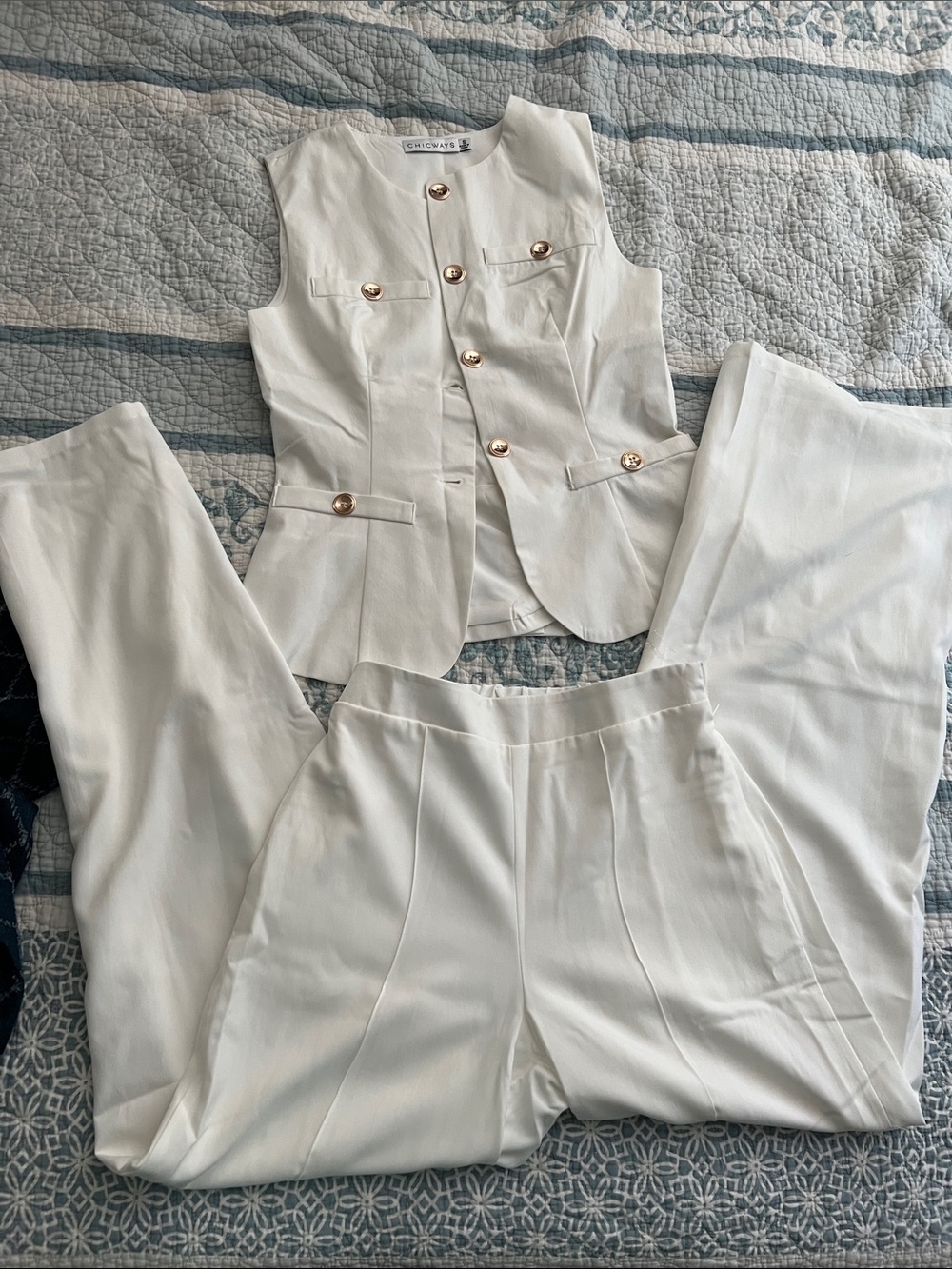 Chic White Sleeveless Vest & Matching Tailored Pantsuit